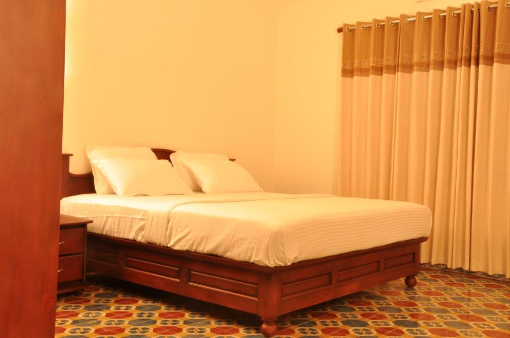Stay Simple 3 Hills County Resort Калпата Екстериор снимка